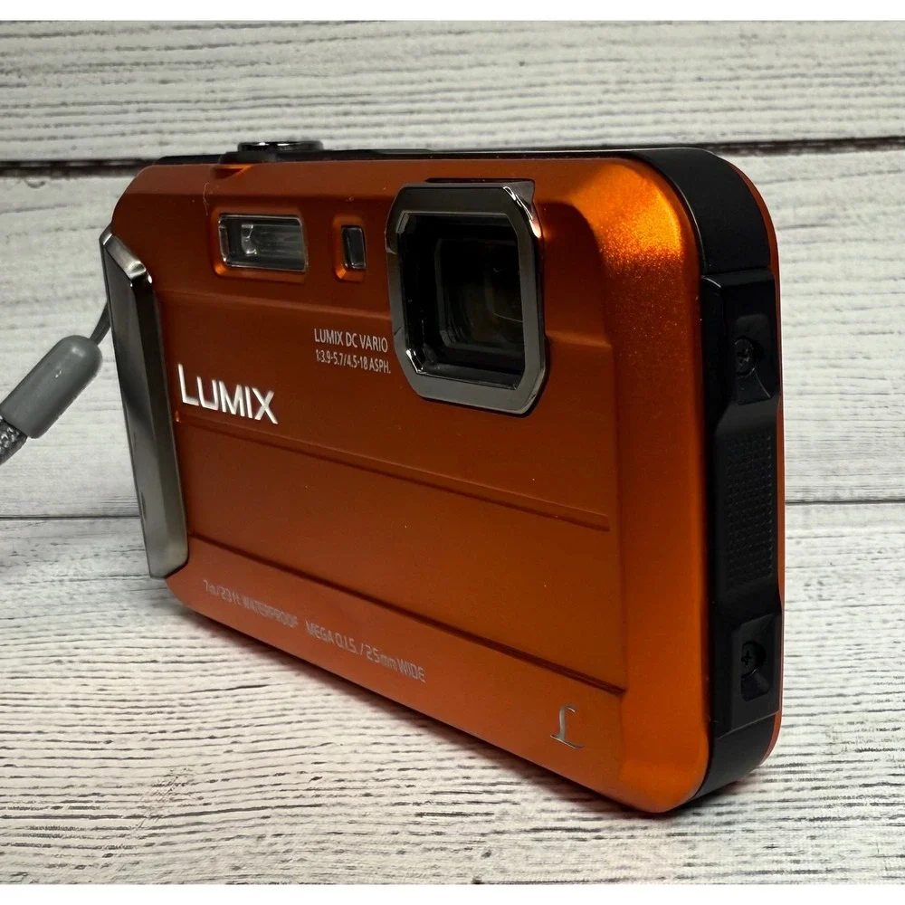 Panasonic Lumix DMC TS25 Orange Waterproof 16.1 MP Digital‎ Camera 64GB SD Card